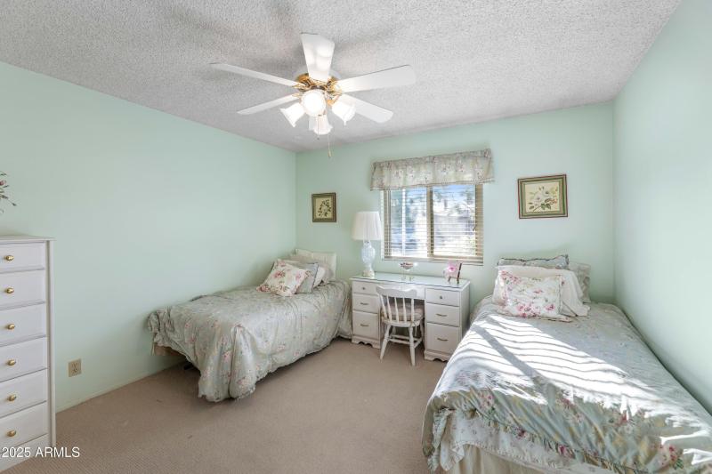 7125 N 20th Ave-7981