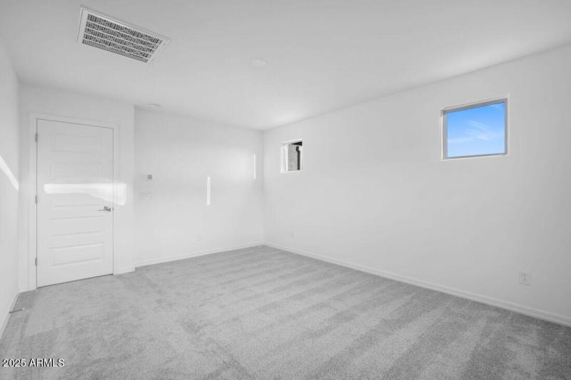 14617 W Sand Hills Rd - Ready Now!