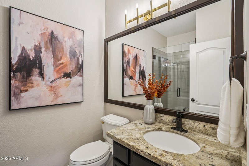 28-web-or-mls-N 76th Dr-S0111-026