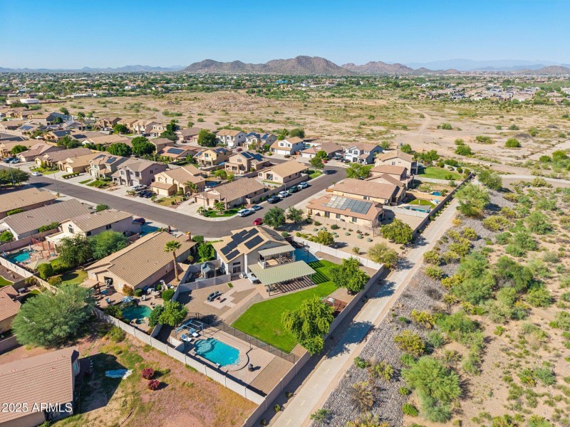 78-web-or-mls-N 76th Dr-S0111-076