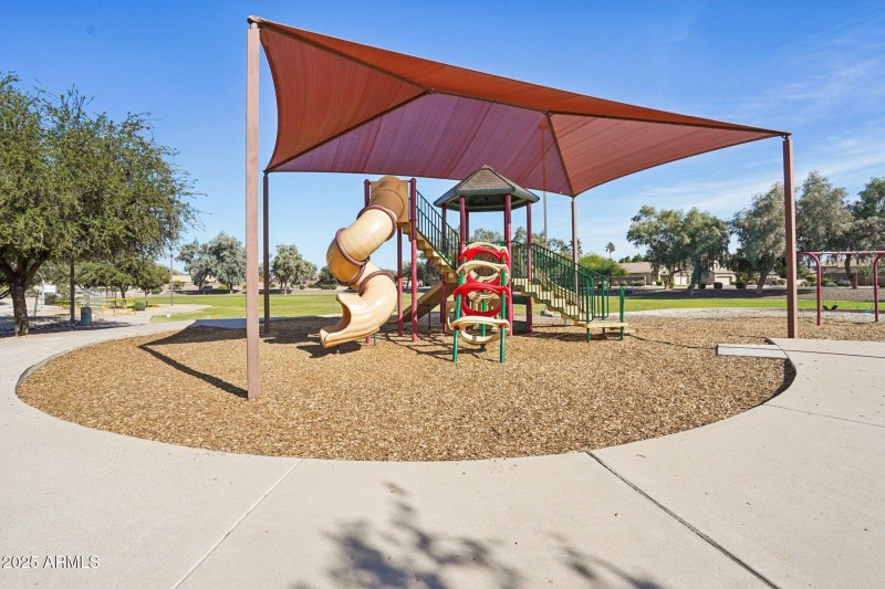 88-web-or-mls-N 76th Dr-0111-906