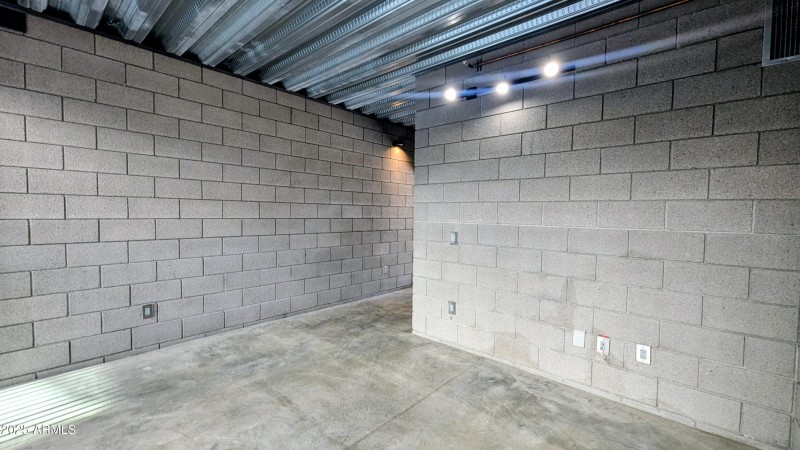 PXL_20251102_193022966~2