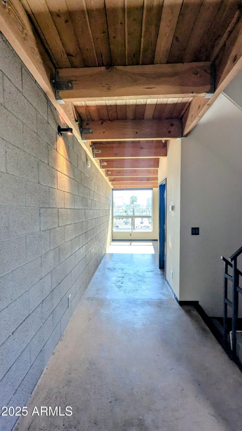 PXL_20251102_192937025~2