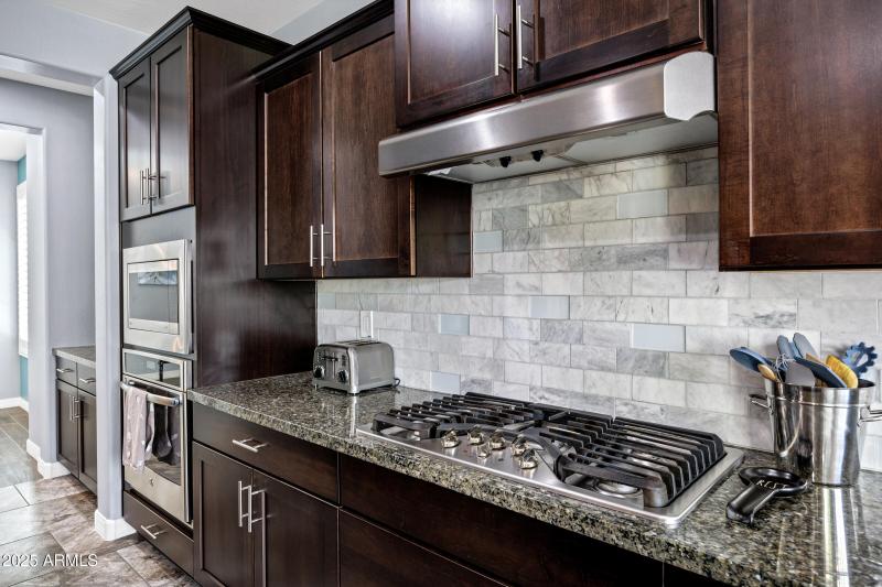 3728 E Narrowleaf Dr-18