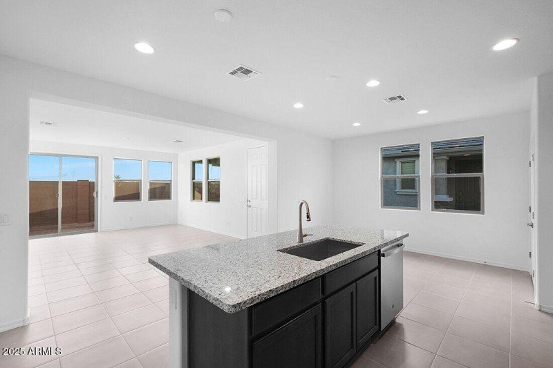 14615 W Sand Hills Rd ~ Ready Now!