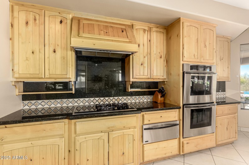 6 Kitchen Ovens