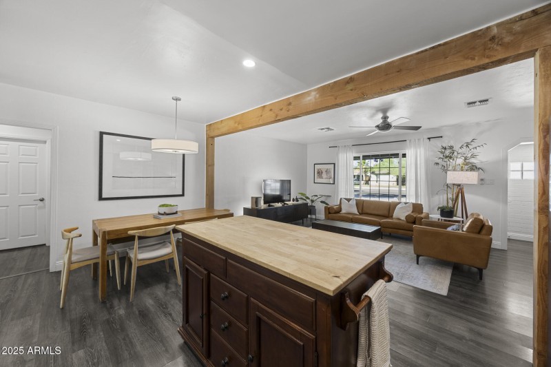 23) 64893-6906a05a740c1