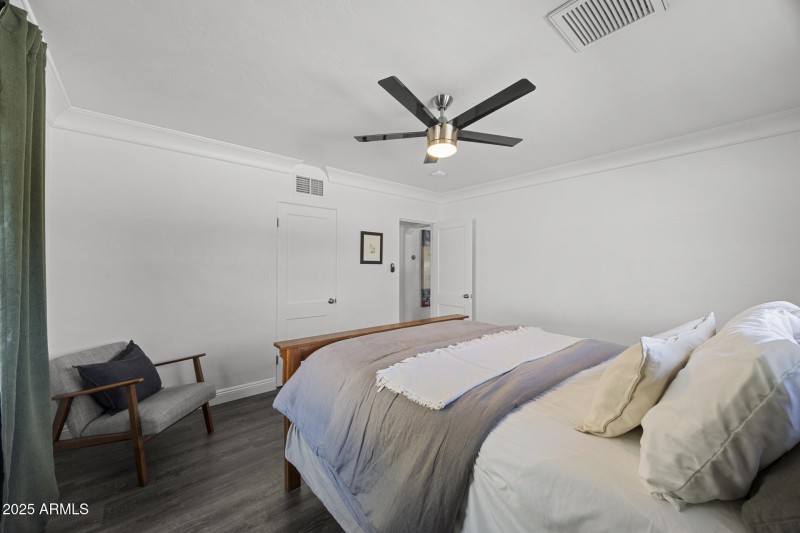 53) 64893-6906a057de591