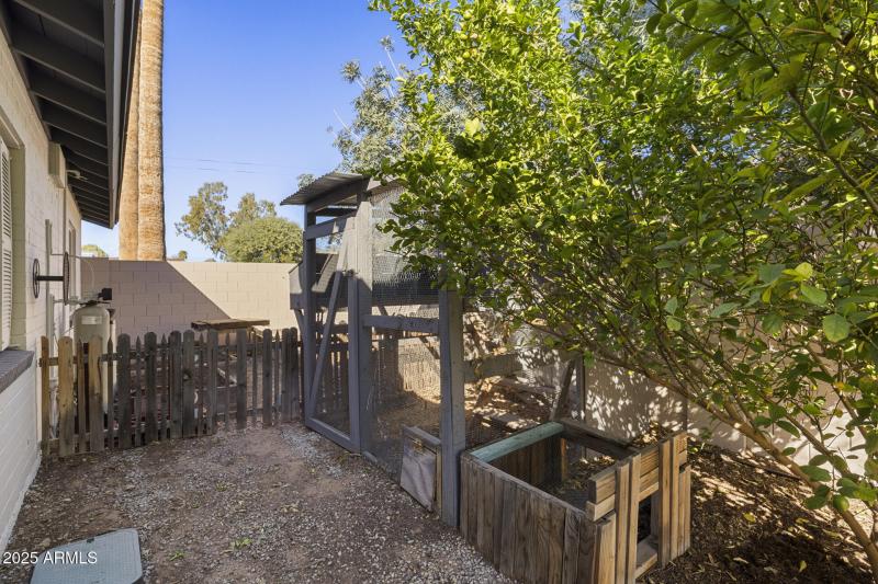 61) 64893-6906a060e8c46