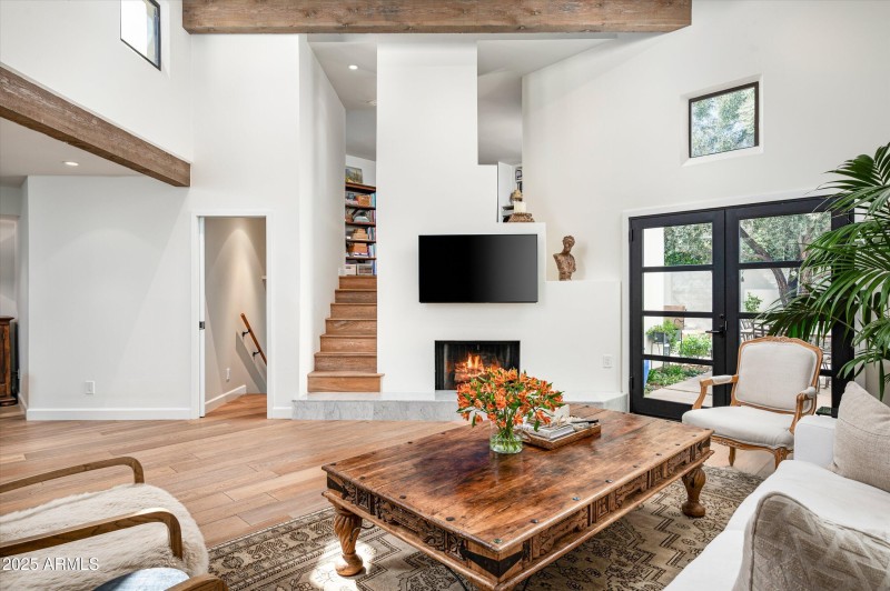 3-ReEdit5101NCasaBlancaDr217-3