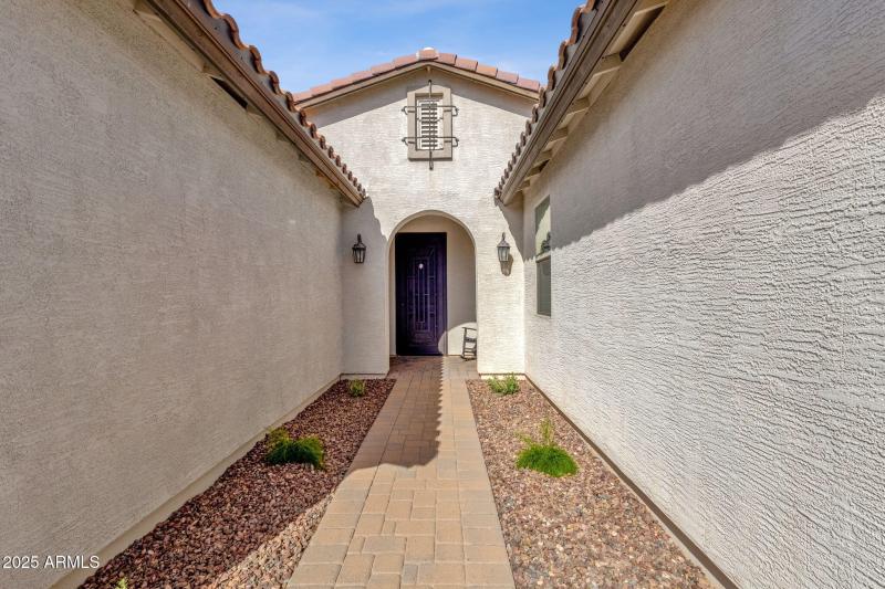 5-web-or-mls-70-w-evergreen-pear-ave