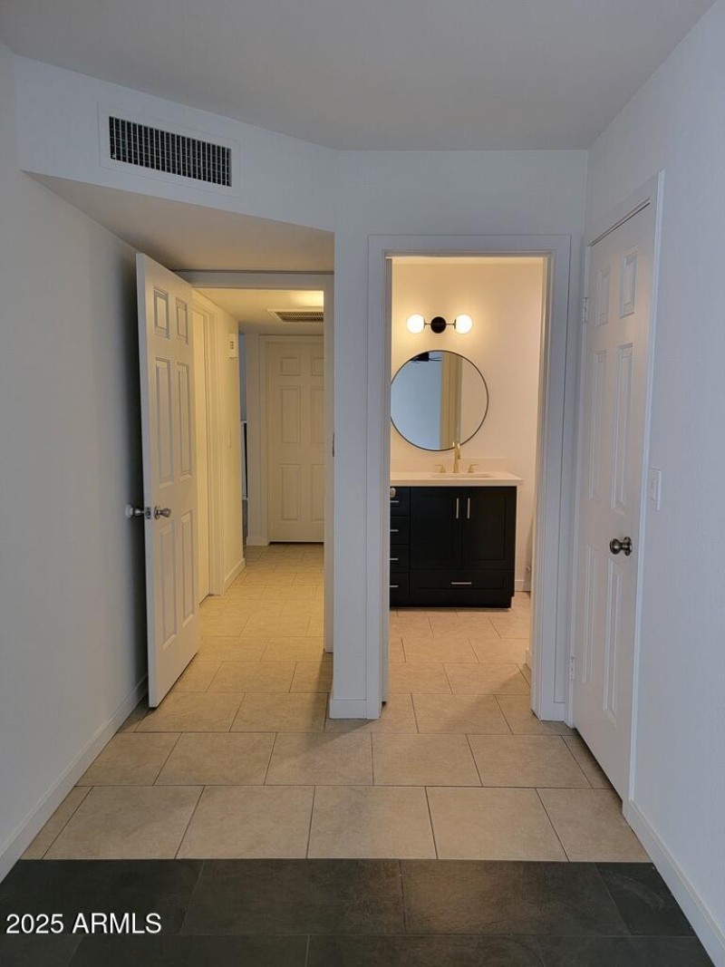 D13C4358-1702-40AC-AD9F-BD0BCF6577CE_1_1