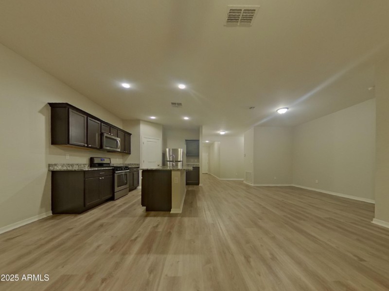 1_pc_qhApaJHmwe_wMy56A2Nec_layout_1