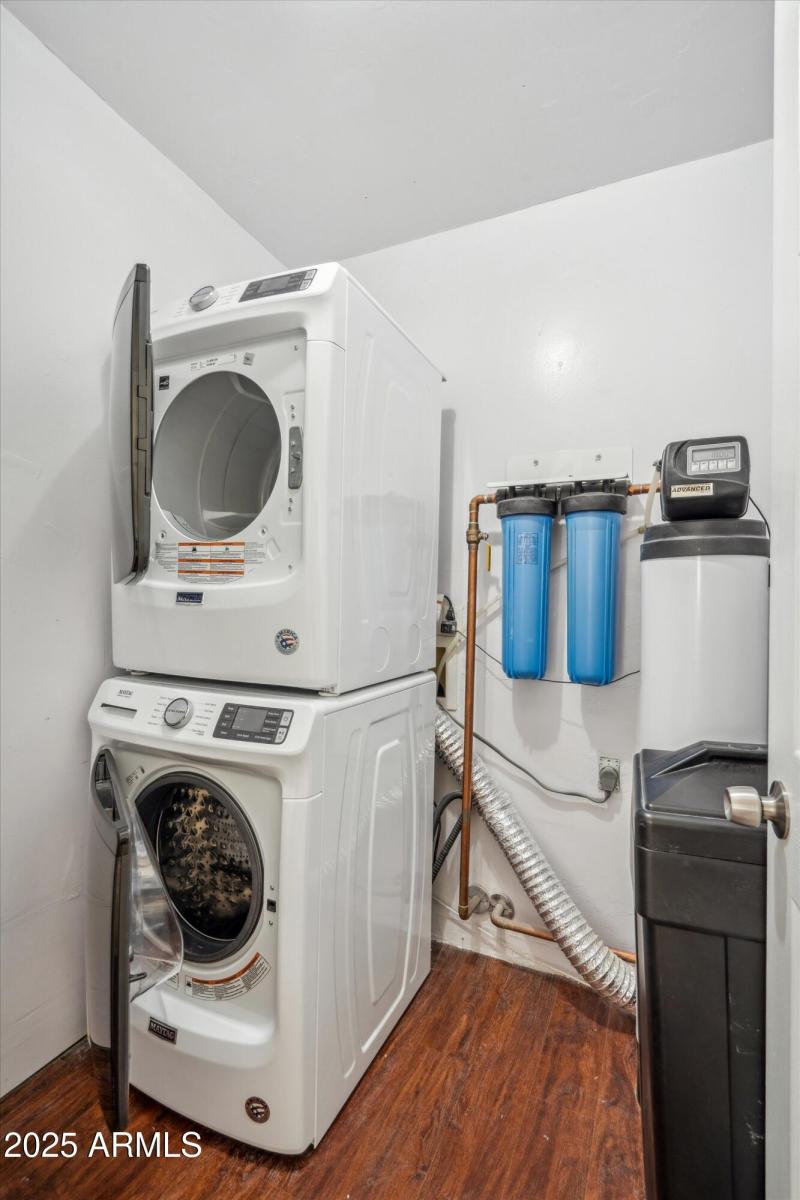 26-Laundry Room