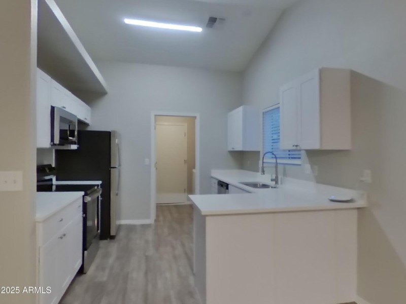 5_pc_PIZelYkDsr_T0psKO37La_other_room_iB