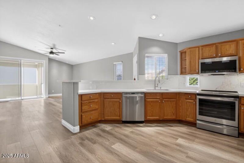 134065095233015315_134065095115837038_03