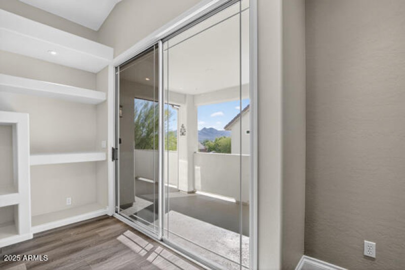 134065095233918823_134065095115205295_02