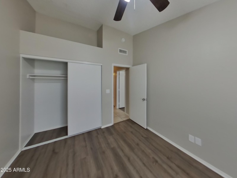 10_pc_qzueEXcniX_LPUdg1Iomc_layout_1