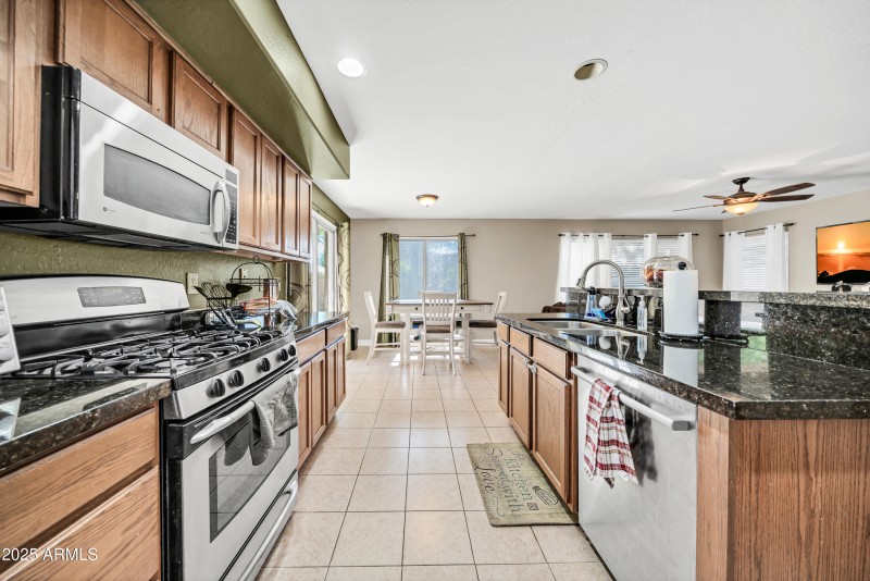 15385 W Cottonwood Cir-16