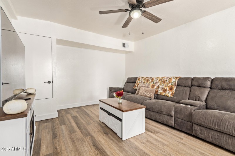 Guest House Living Room- 9th