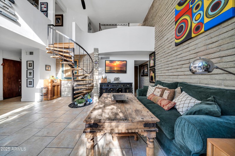 1711 E Missouri Ave-8