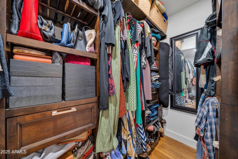 1711 E Missouri Ave-24