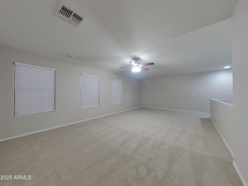 26_pc_mQVhvK7cJs_78scxIURGo_layout_0