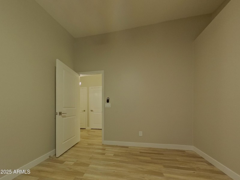 12_pc_d6P7sBzjxU_QBULUPDAgu_layout_0