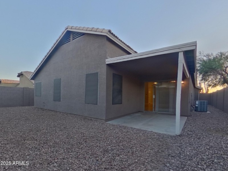 15_pc_bzE7D91Nna_iGlQPXyfGx_center_0