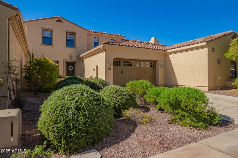 LUSH FRONT LANDSCAPING