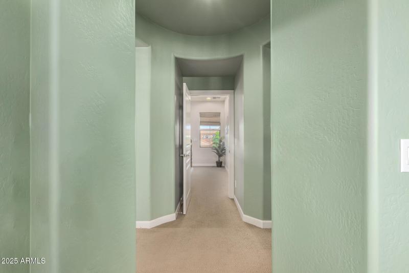 PRIMARY SUITE ALCOVE ENTRY