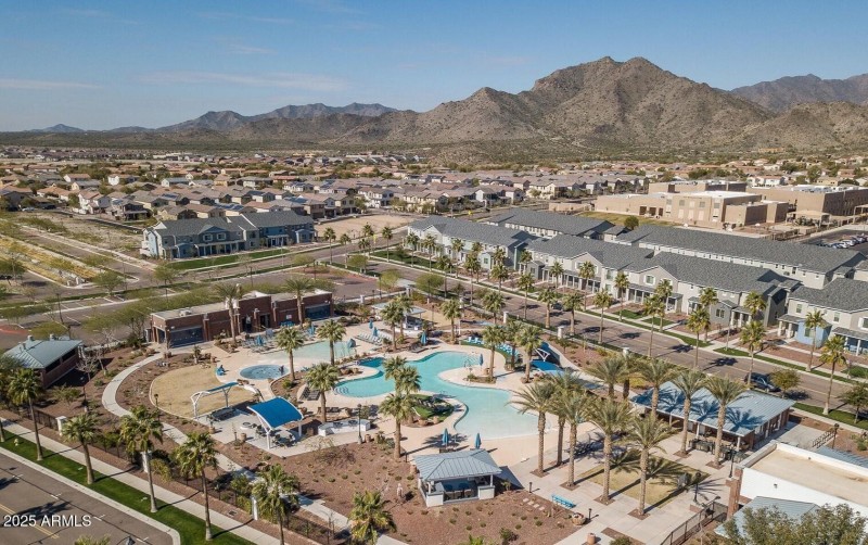 VERRADO HERITAGE SWIM PARK WITHIN WALKIN