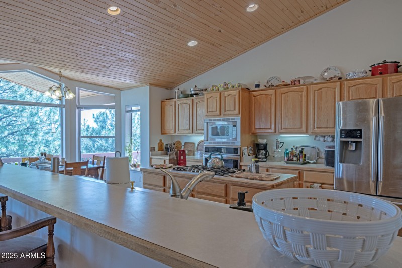 Beautiful View, Updated Kitchen