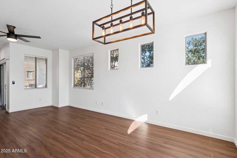 6-web-or-mls-900-s-94th-st-1079