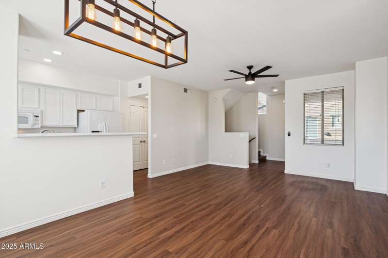 7-web-or-mls-900-s-94th-st-1079