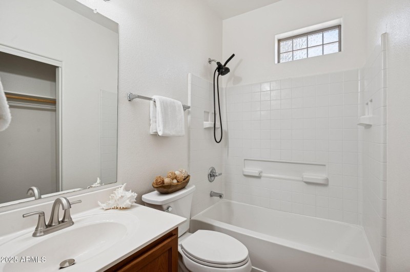 13-web-or-mls-900-s-94th-st-1079