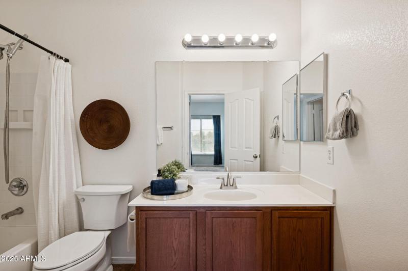 21-web-or-mls-900-s-94th-st-1079