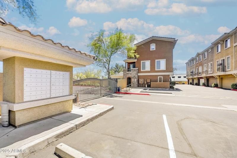 18250 N. Cave Creek Rd Unit 105-05