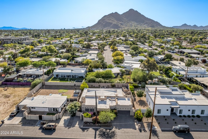 56 Scottsdale 5028 Drone