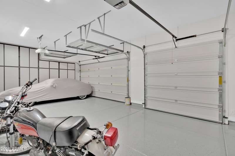 10929 E North Ln MLS-135