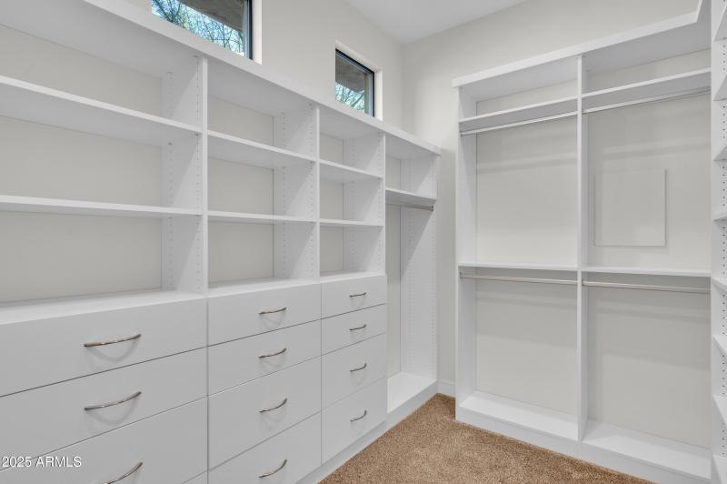 10929 E North Ln MLS-147