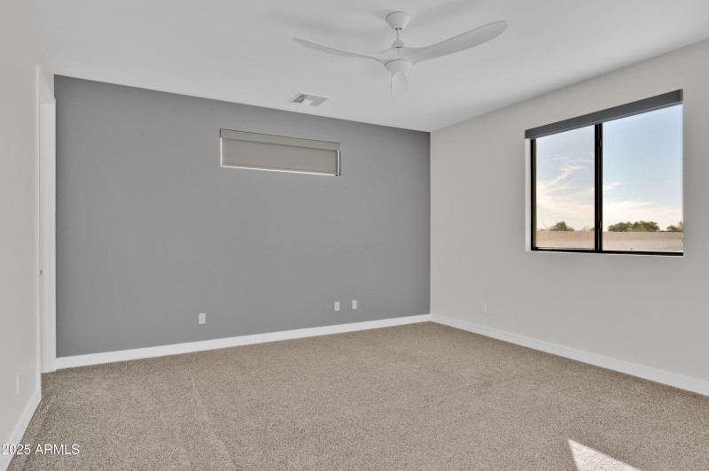 10929 E North Ln MLS-162