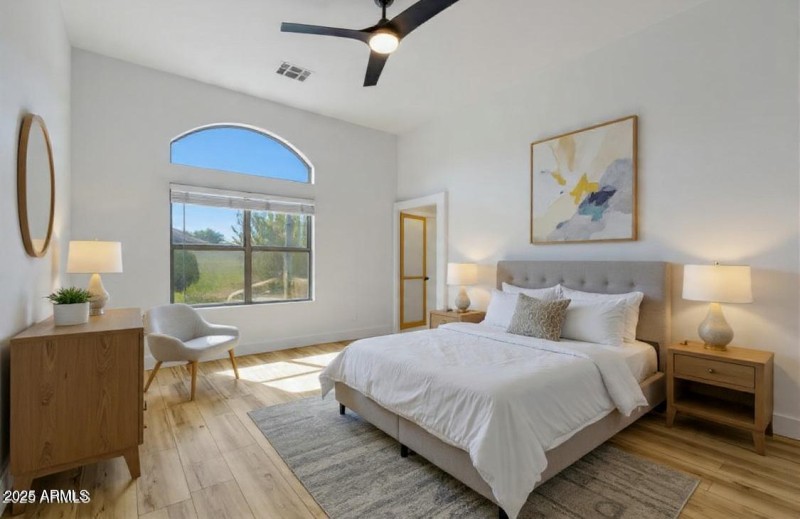 Maria 1Primary Staged