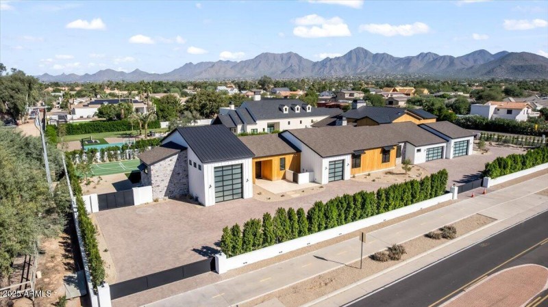 012-Drone looking at Mcdowels