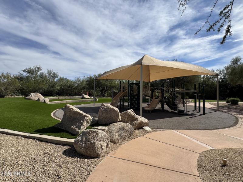 A6109AC9-B78F-45D5-AFD3-A01626B99884