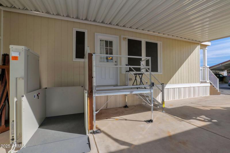 8700 University - 24Elevator