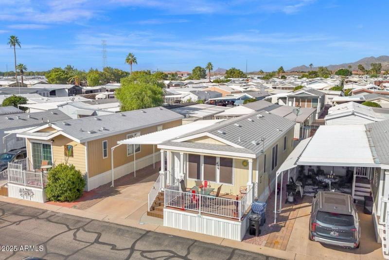 8700 University - Aerial3