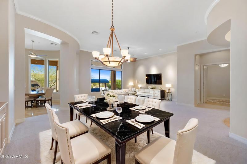 41601 N River Bend - Dining Room