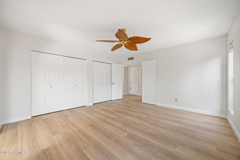 17-web-or-mls-2453-w-pecos-ave