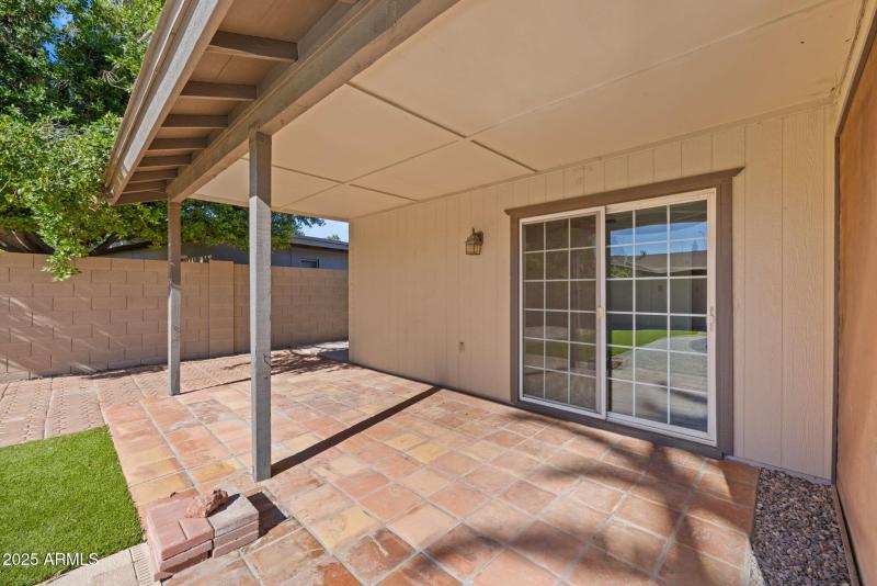 27-web-or-mls-2453-w-pecos-ave